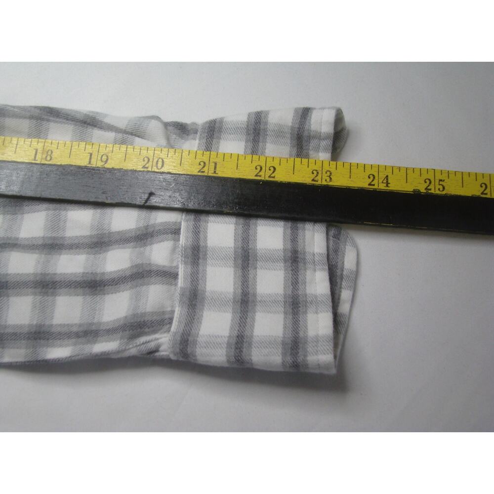 Frank & Eileen - Eileen Relaxed Button-up Shirt in Gray plaid M - Picture 6 of 7